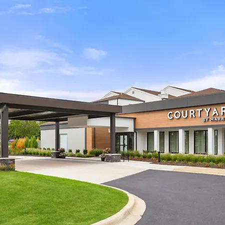 Hotel Courtyard By Marriott Detroit Livonia
